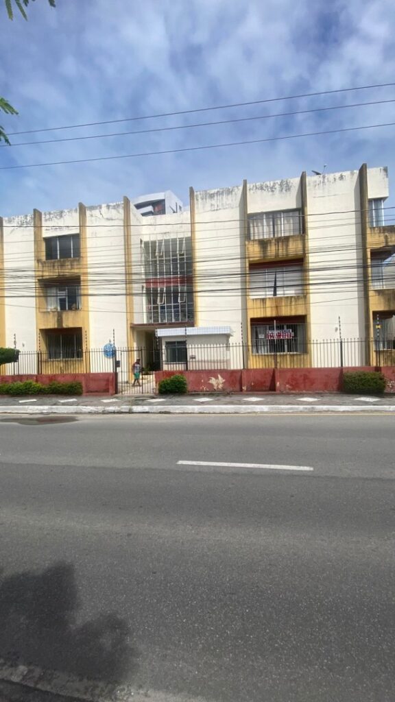 Excelente Apartamento no Condomínio Vina Del Mar