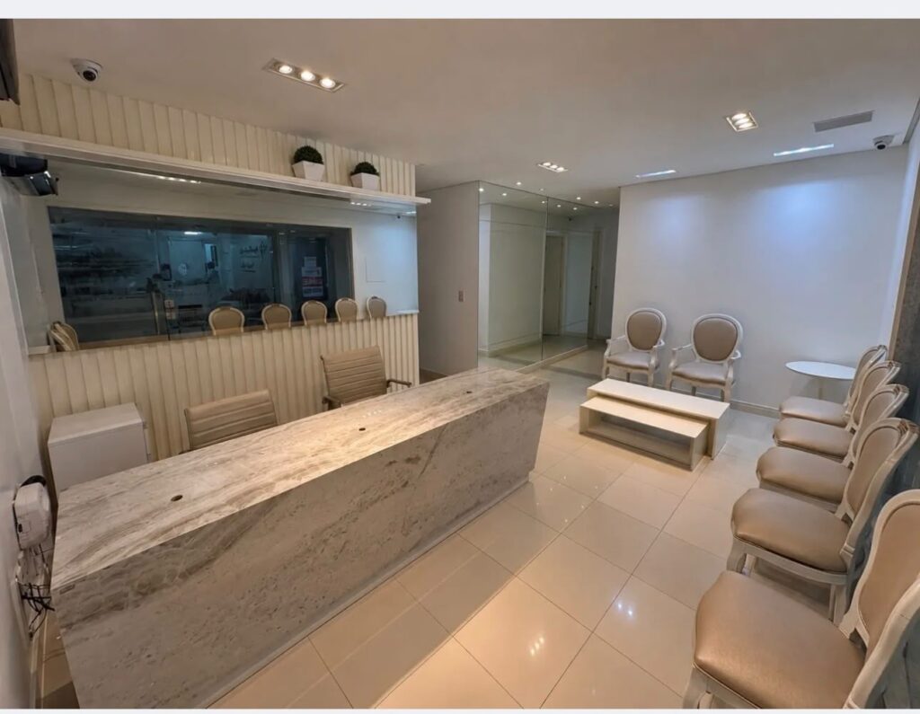 Excelente sala comercial no Jardins